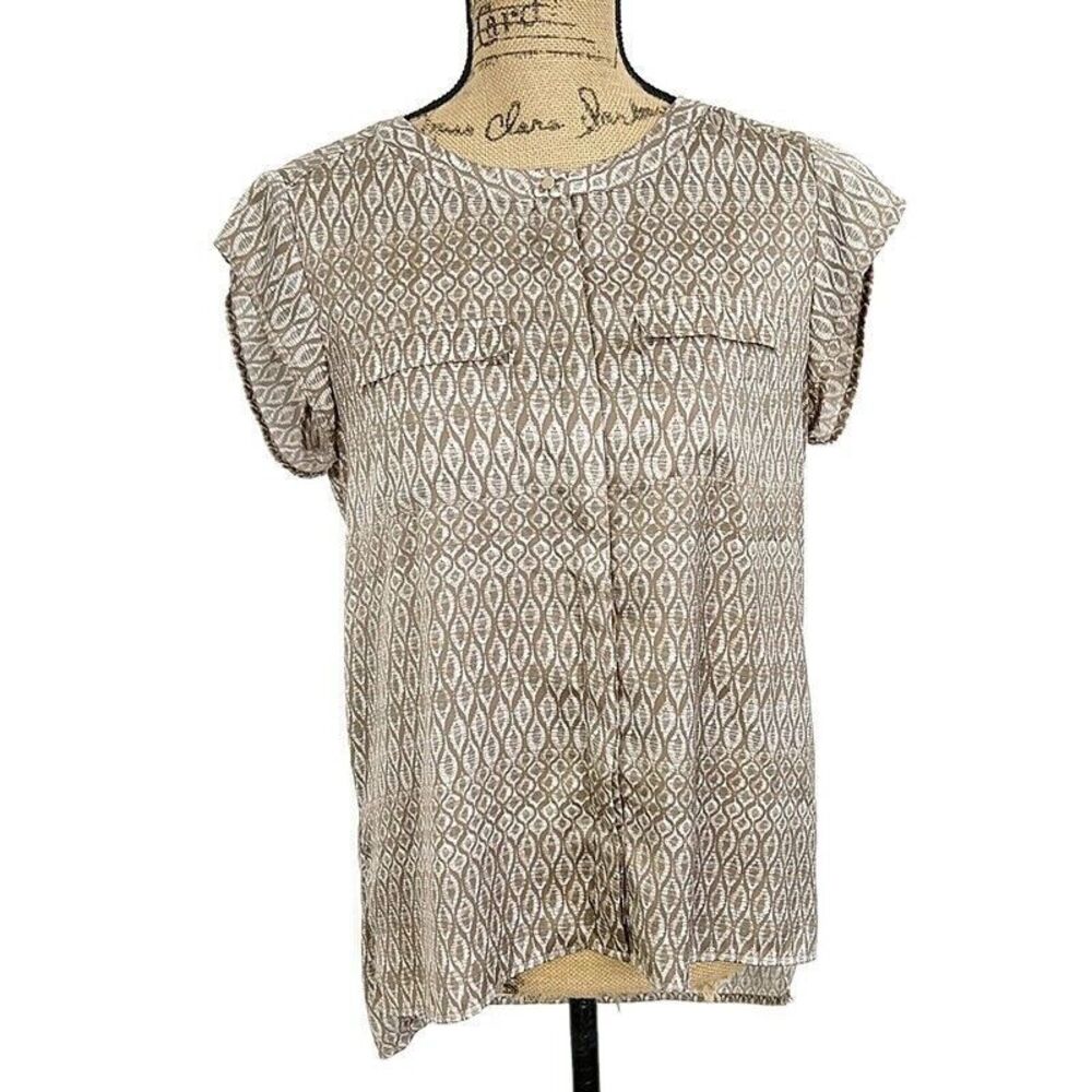 Chicos Womens sz 0 US S Top Brown Geometric Button Front Cap Sleeve Blouse